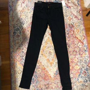 J BRAND SUPER SKINNY JEANS